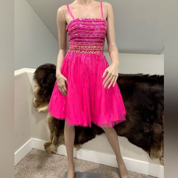 Sweet & Shining Strapless Sequins & Beads Party Dress - Picture 4 of 16